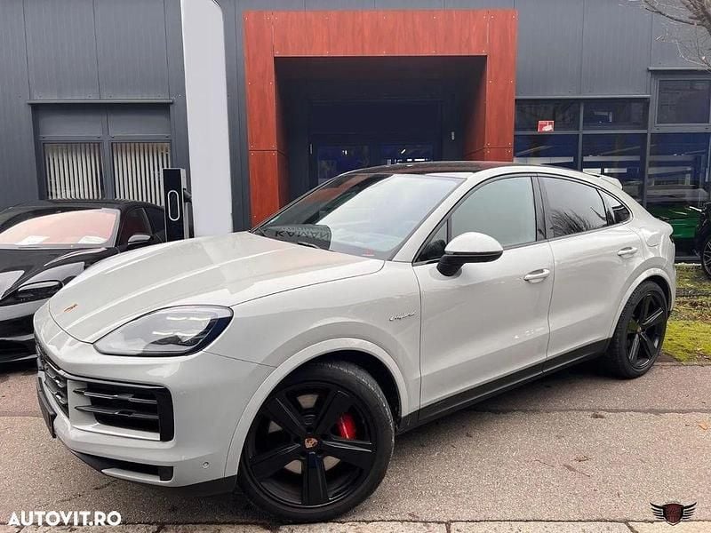 Second-hand Porsche Cayenne Coupe 519 CP (381 kW) 2025 Culoarealte culori Coupe