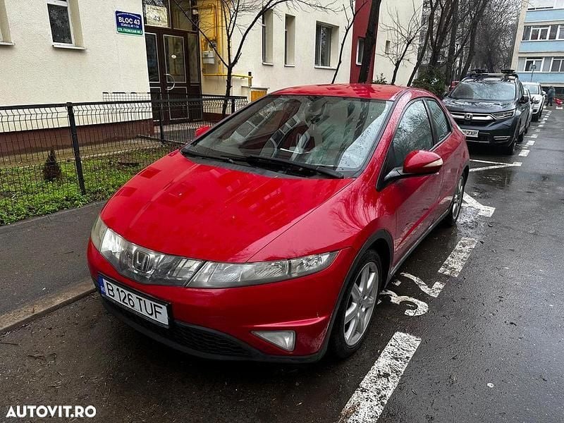 Culoarerosu Second-hand 2008 Honda Civic Executive Berlinǎ | 4.800 EUR (Super Preț) - Imagine 1/4