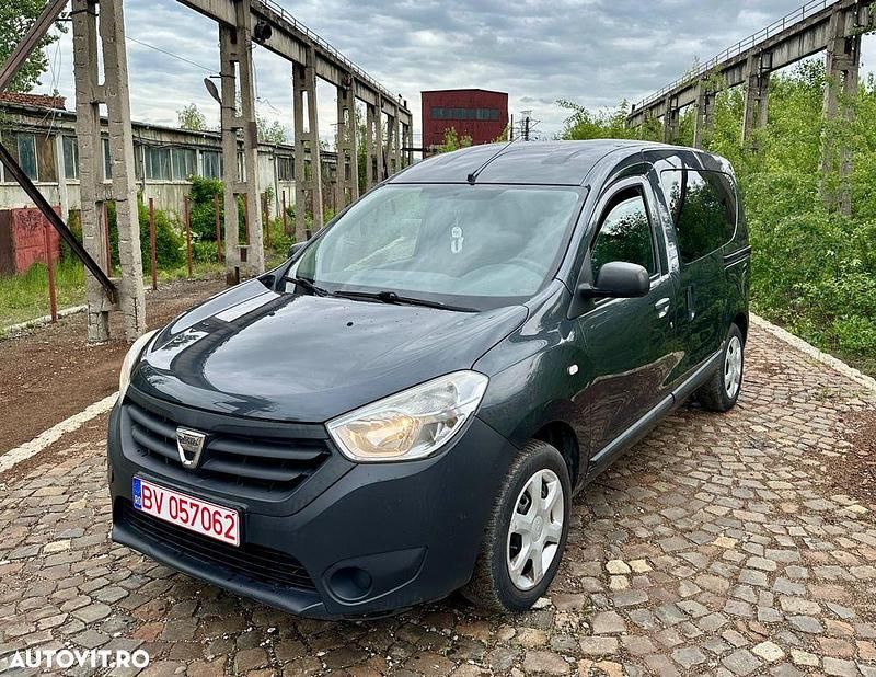 Gri Utilizat 2013 Dacia Dokker Lauréate Van | 4.750 EUR (Preț OK) - Imagine 1/4