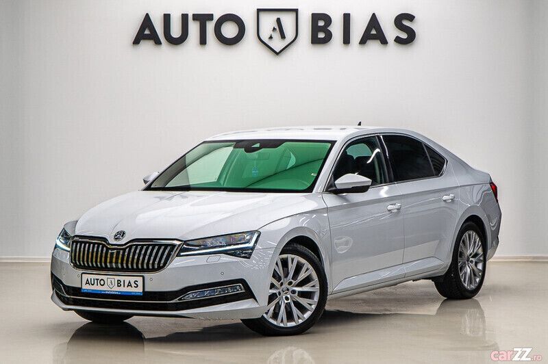 Alb Utilizat 2021 Skoda Superb SportLine Berlinǎ | 26.949 EUR (Scump) - Imagine 1/4