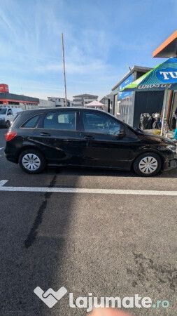 Second-hand Mercedes B180 108 CP (79 kW) 2015 Monovolum