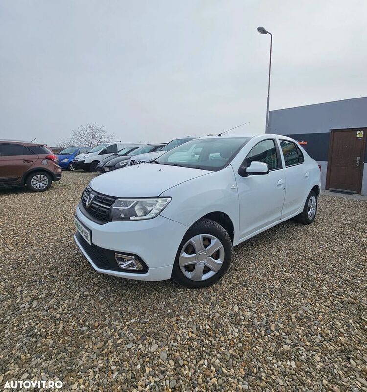 Alb Utilizat 2018 Dacia Logan Lauréate Berlinǎ | 7.490 EUR (Preț OK) - Imagine 1/4