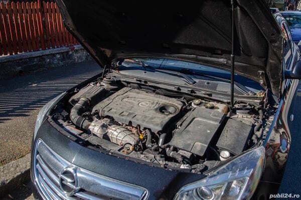 Second-hand Opel Insignia Sport 165 CP (121 kW) 2010 Negru Break