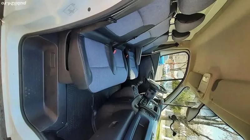 Second-hand Opel Vivaro 70 CP (51 kW) 2018 Monovolum