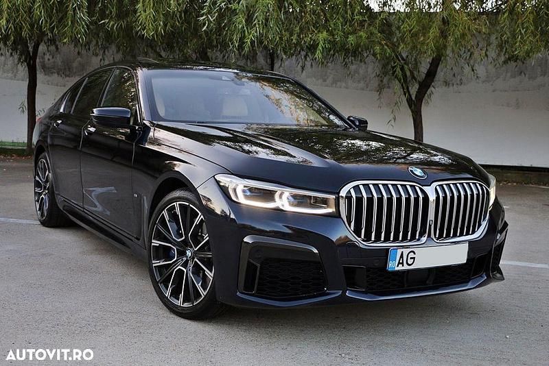 Culoarealbastru Utilizat 2019 BMW 750 Comfort Edition Berlinǎ | 44.700 EUR (Puțin scump) - Imagine 1/4