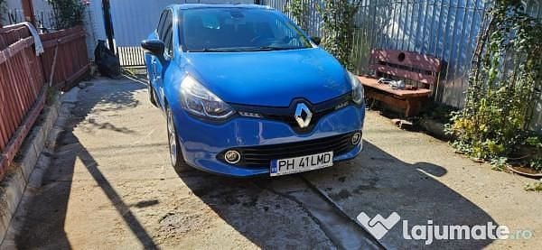 Utilizat 2013 Renault Clio GrandTour Break | 4.950 EUR (Preț OK) - Imagine 1/4