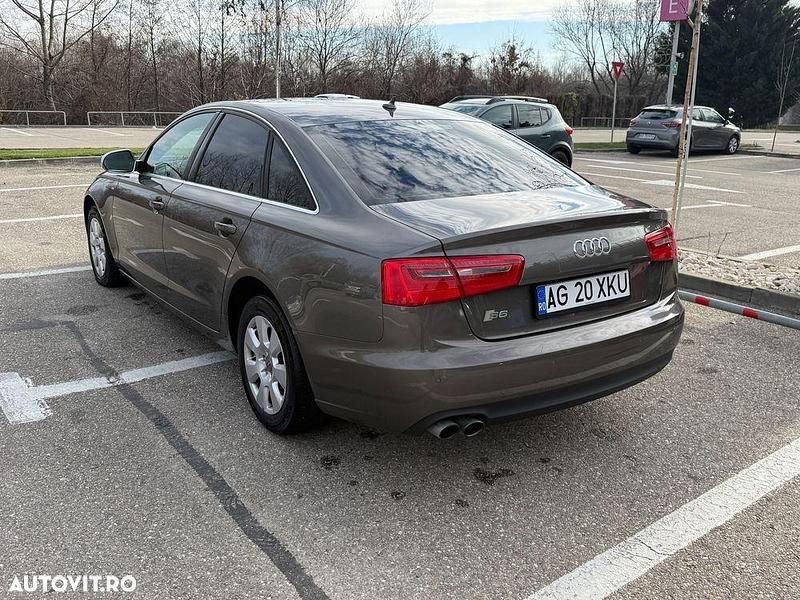 Second-hand Audi A6 177 CP (130 kW) 2013 Culoaremaro Berlinǎ