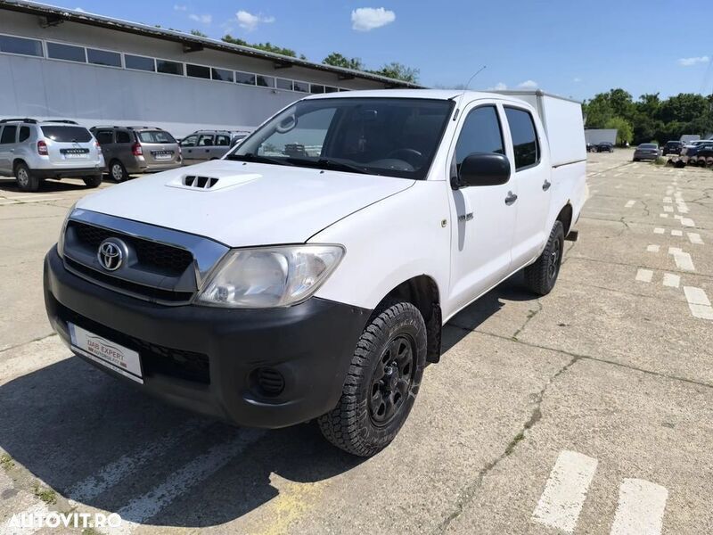 Alb Utilizat 2011 Toyota HiLux Pickup | 8.550 EUR (Super Preț) - Imagine 1/4