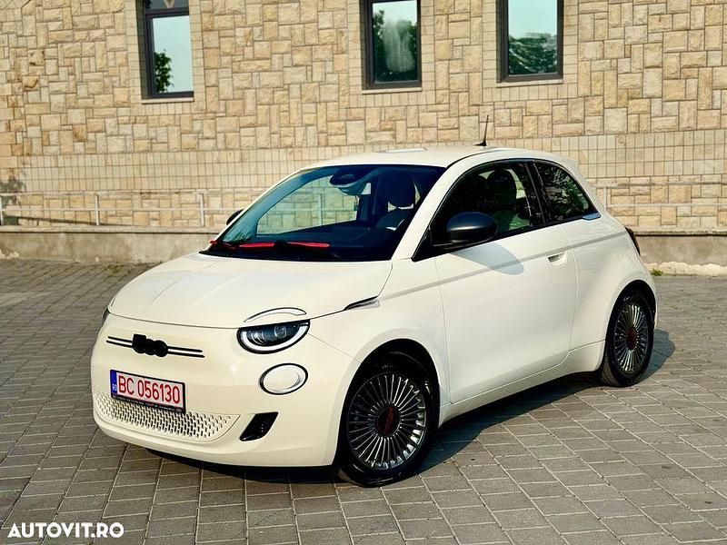 Culoarealb Utilizat 2021 Fiat 500e Hatchback | 14.989 EUR (Puțin scump) - Imagine 1/4