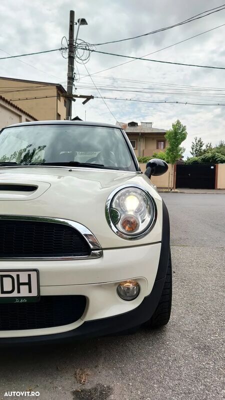 Alb Utilizat 2008 Mini Cooper S Coupé Coupe | 4.900 EUR (Scump) - Imagine 1/4