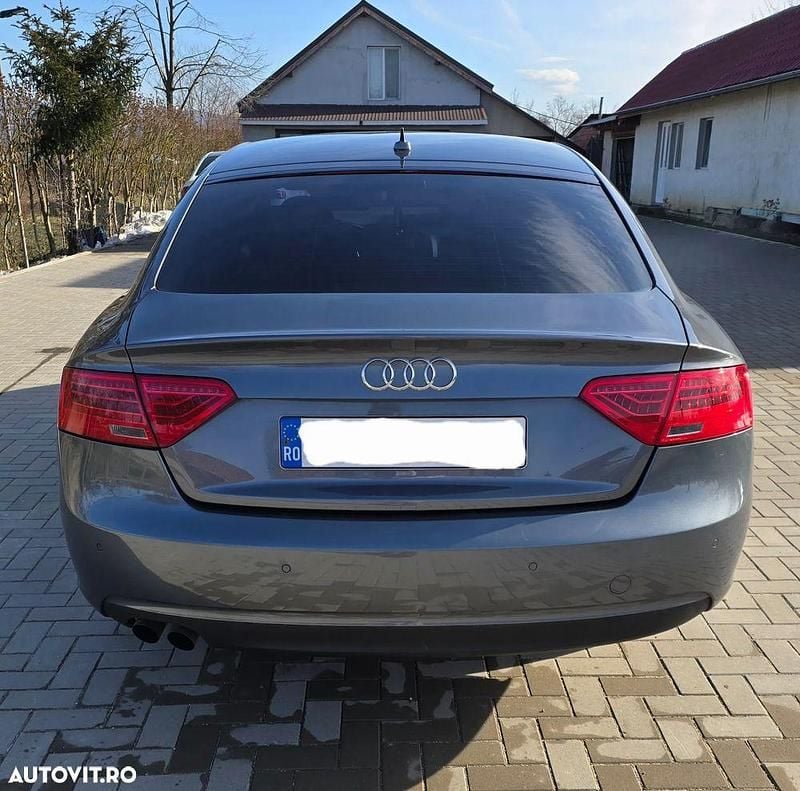 Second-hand Audi A5 177 CP (130 kW) 2013 Culoaregri Coupe