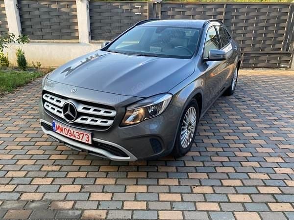Second-hand Mercedes GLA180 110 CP (80 kW) 2017 Gri SUV