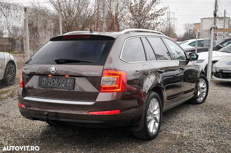 Second-hand Skoda Octavia Elegance 150 CP (110 kW) 2014 Culoaremaro Hatchback
