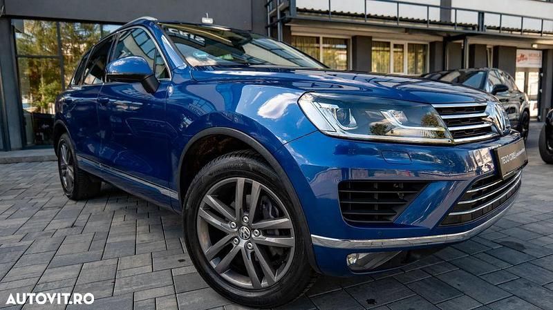 Culoarealbastru Utilizat 2015 VW Touareg SUV | 18.999 EUR - Imagine 1/4
