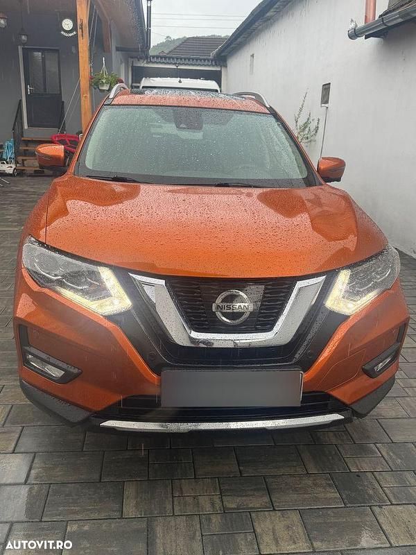 Portocaliu Utilizat 2018 Nissan X-Trail Tekna SUV | 20.800 EUR - Imagine 1/4
