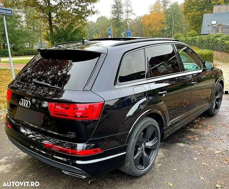 Culoarenegru Utilizat 2015 Audi Q7 SUV | 22.199 EUR (Preț bun) - Imagine 1/4