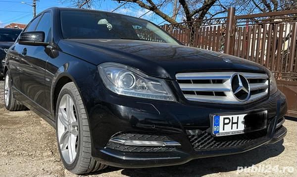 Negru Utilizat 2012 Mercedes 250 Berlinǎ | 9.100 EUR - Imagine 1/4