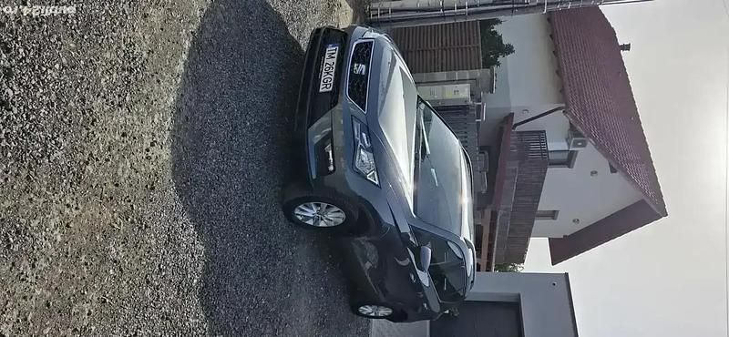 Gri Utilizat 2019 Seat Ateca SUV | 11.999 EUR (Super Preț) - Imagine 1/4