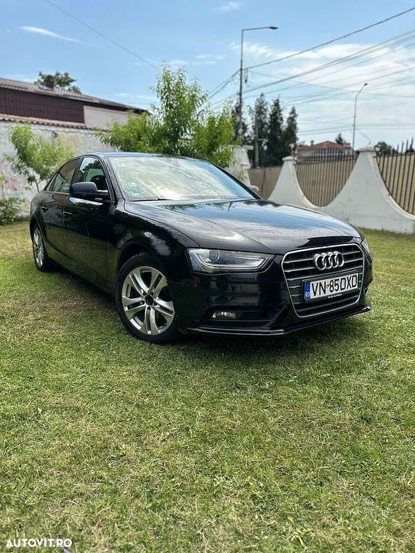 Negru Utilizat 2013 Audi A4 | 13.000 EUR - Imagine 1/4