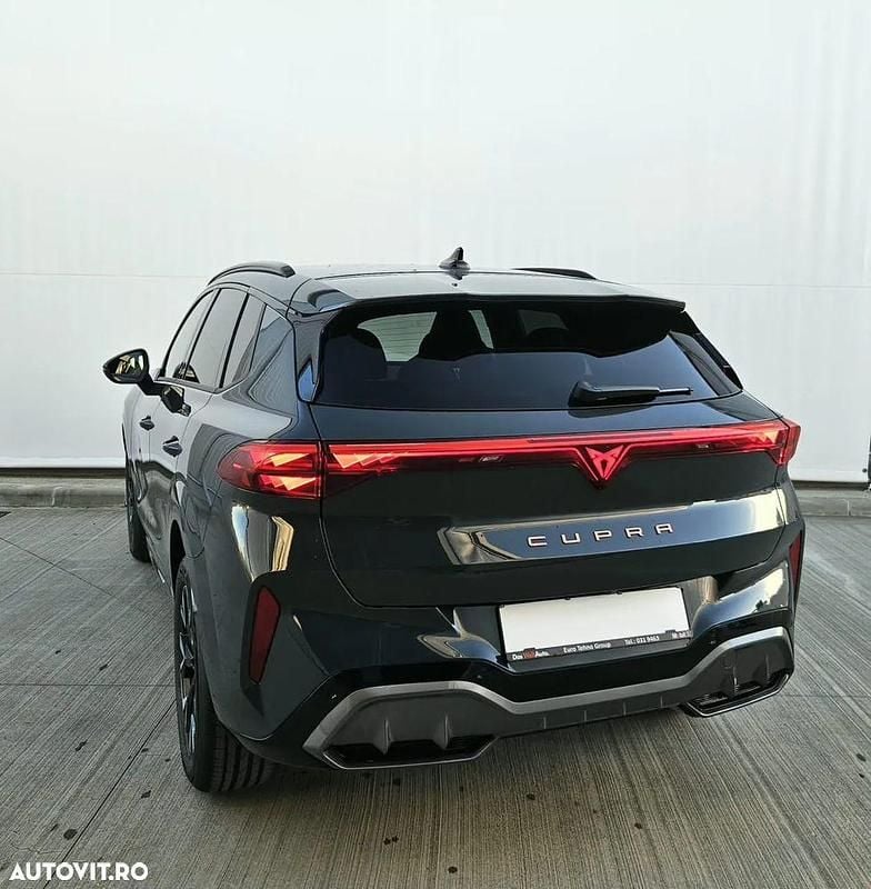 Nouă Cupra Terramar 150 CP (110 kW) 2025 Culoarealbastru SUV