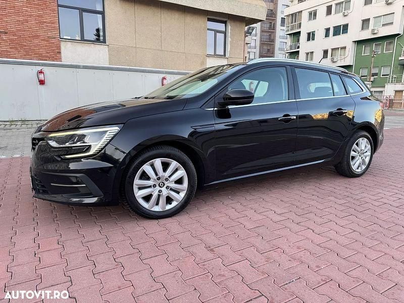 Second-hand Renault Mégane GrandTour Techno 115 CP (84 kW) 2022 Culoarenegru Break