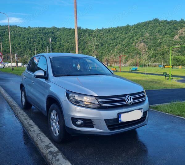 Gri Utilizat 2012 VW Tiguan SUV | 8.600 EUR (Preț OK) - Imagine 1/4