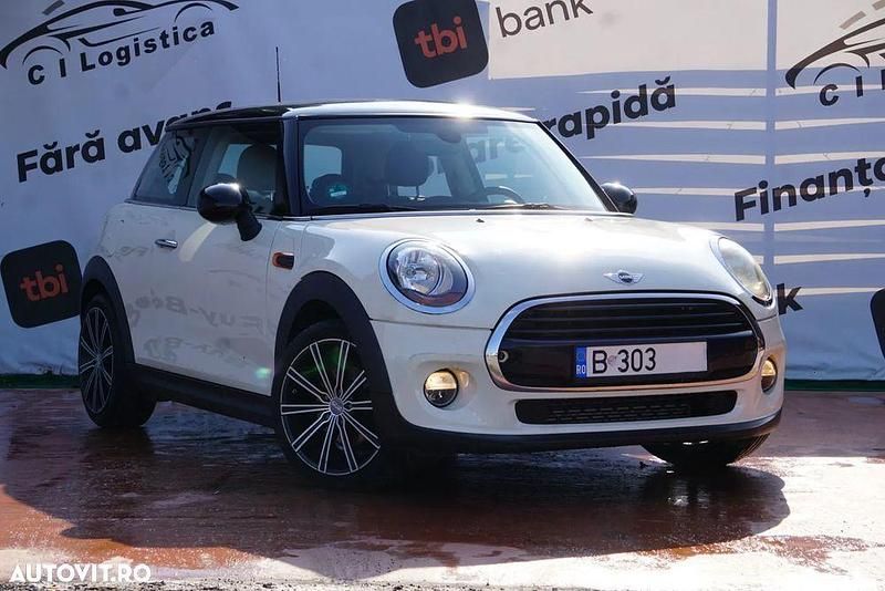 Culoarealb Utilizat 2015 Mini Cooper Essential Hatchback | 12.700 EUR (Puțin scump) - Imagine 1/4
