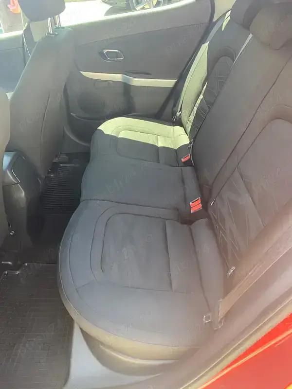 Utilizat 2017 Kia Ceed 2 Hatchback | 8.900 EUR (Puțin scump) - Imagine 1/4