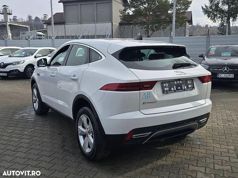Second-hand Jaguar E-Pace SE 163 CP (119 kW) 2021 Culoarealb SUV