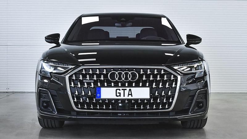 Utilizat 2023 Audi A8 Berlinǎ | 68.518 EUR (Scump) - Imagine 1/1