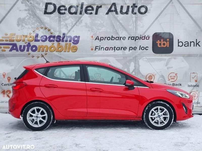 Second-hand Ford Fiesta Trend 100 CP (73 kW) 2022 Culoarerosu Hatchback