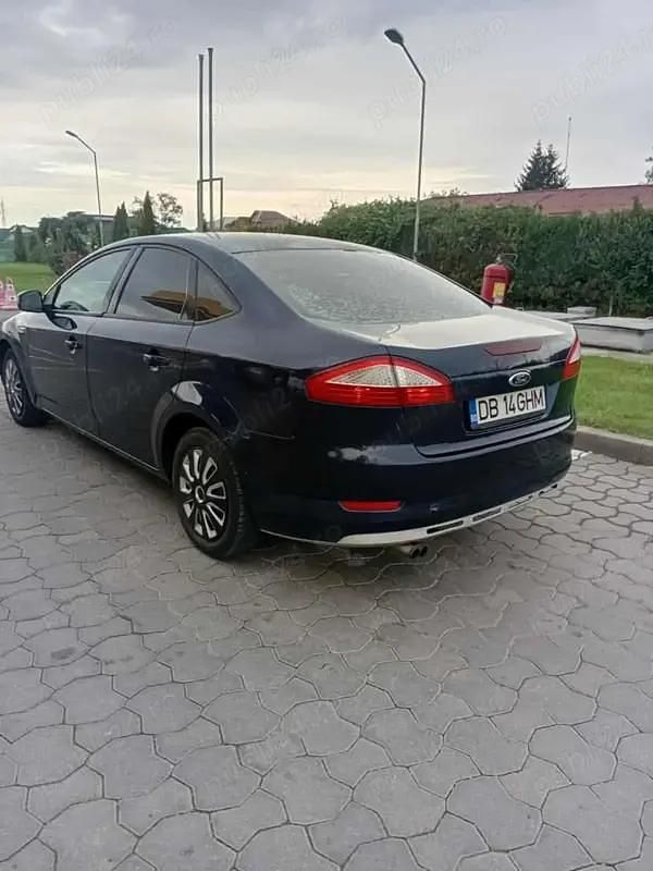 Utilizat 2008 Ford Mondeo Berlinǎ | 2.500 EUR - Imagine 1/4