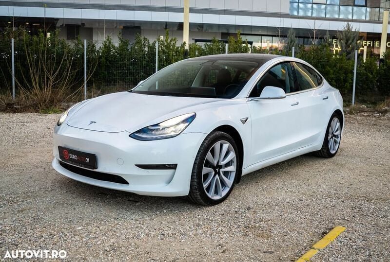 Negru Utilizat 2020 Tesla Model 3 Berlinǎ | 24.490 EUR (Preț OK) - Imagine 1/4