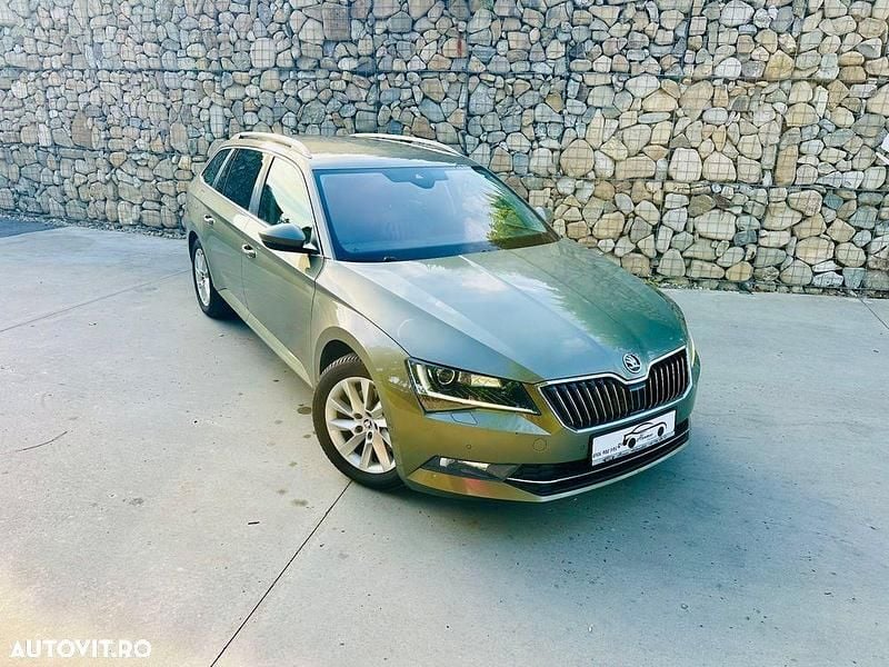 Culoaregri Utilizat 2016 Skoda Superb Style Break | 11.490 EUR (Preț OK) - Imagine 1/4
