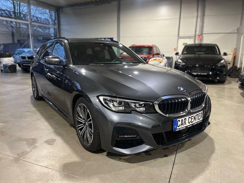 Utilizat 2020 BMW 330 M Sport Break | 32.341 EUR (Preț bun) - Imagine 1/1