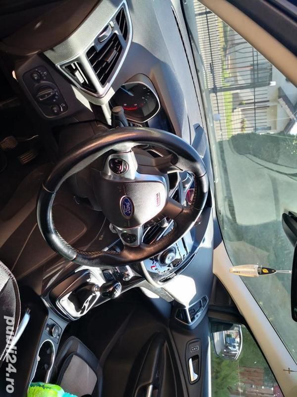 Second-hand Ford Kuga 163 CP (119 kW) 2014 SUV