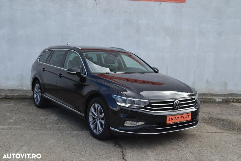 Second-hand VW Passat Highline 200 CP (147 kW) 2022 Negru Break