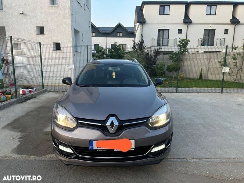 Gri Utilizat 2014 Renault Mégane GrandTour Bose Edition Break | 4.900 EUR (Preț OK) - Imagine 1/4