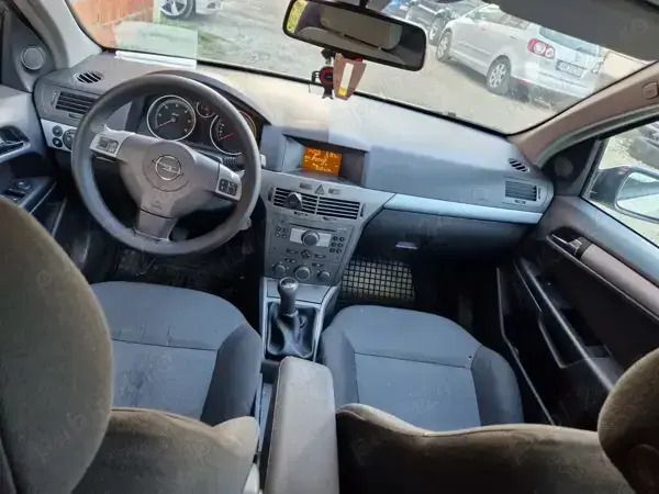 Second-hand Opel Astra 100 CP (73 kW) 2004