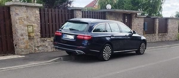 Utilizat 2019 Mercedes A220 Break | 17.000 EUR (Super Preț) - Imagine 1/4