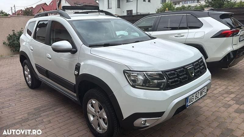 Alb Utilizat 2019 Dacia Duster Prestige SUV | 9.800 EUR (Preț bun) - Imagine 1/4