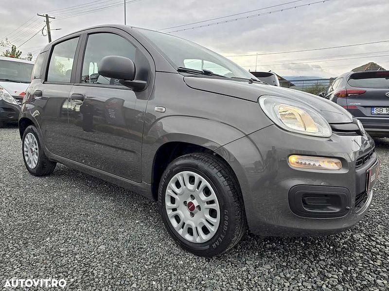 Second-hand Fiat Panda 70 CP (51 kW) 2020 Culoaregri Hatchback