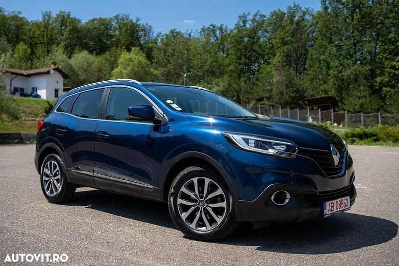 Culoarealbastru Utilizat 2015 Renault Kadjar Business SUV | 10.249 EUR (Preț bun) - Imagine 1/4