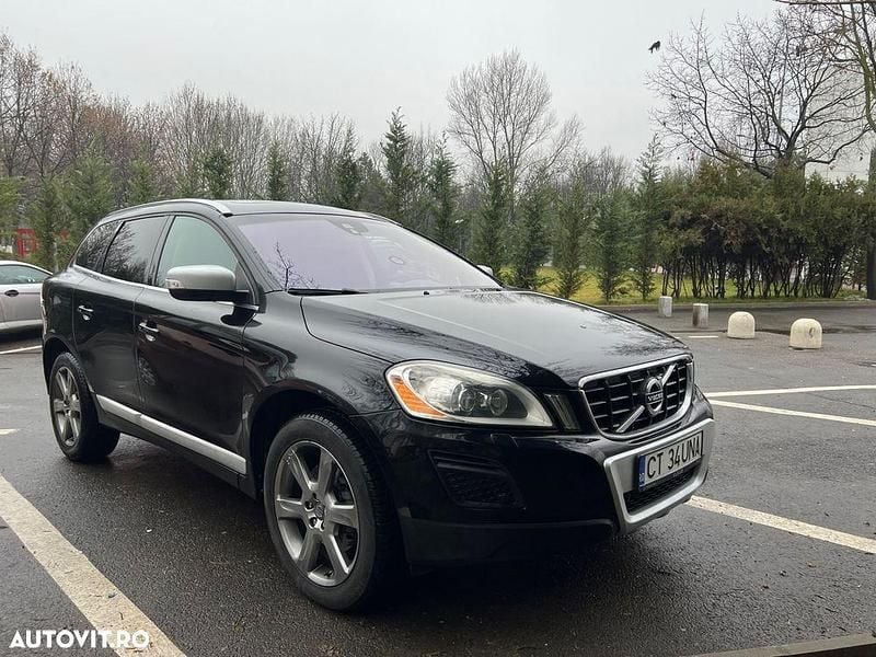Culoarenegru Second-hand 2012 Volvo XC60 Summum SUV | 12.900 EUR (Scump) - Imagine 1/4