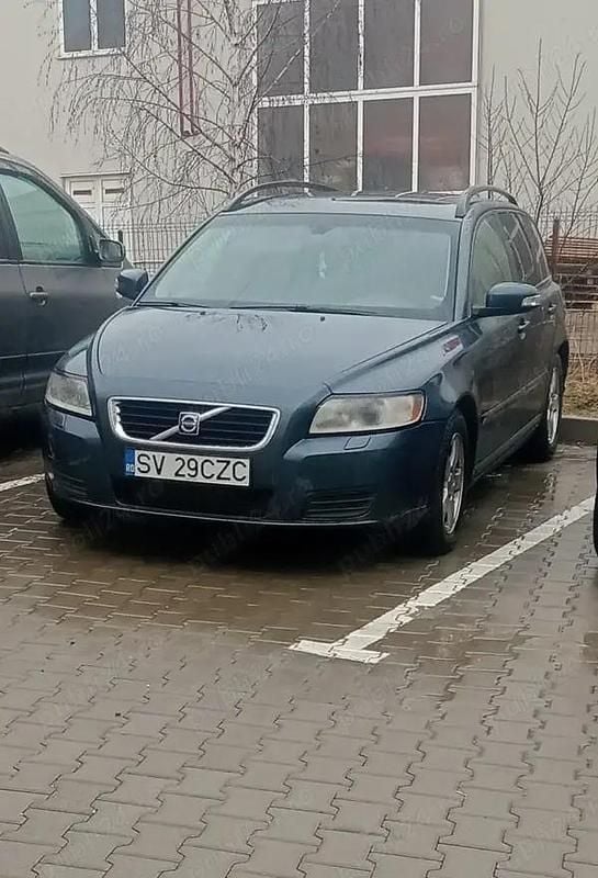 Utilizat 2009 Volvo V50 Break | 2.500 EUR (Preț OK) - Imagine 1/4