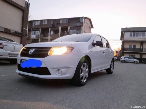 Alb Utilizat 2015 Dacia Sandero Hatchback | 6.000 EUR (Scump) - Imagine 1/4