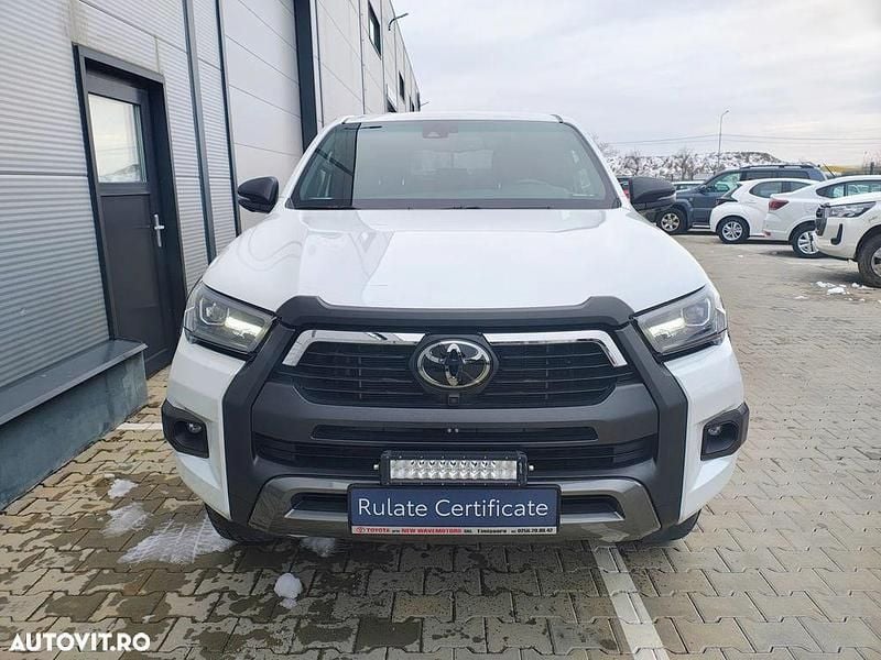 Second-hand Toyota HiLux 204 CP (150 kW) 2022 Culoarealb Pickup