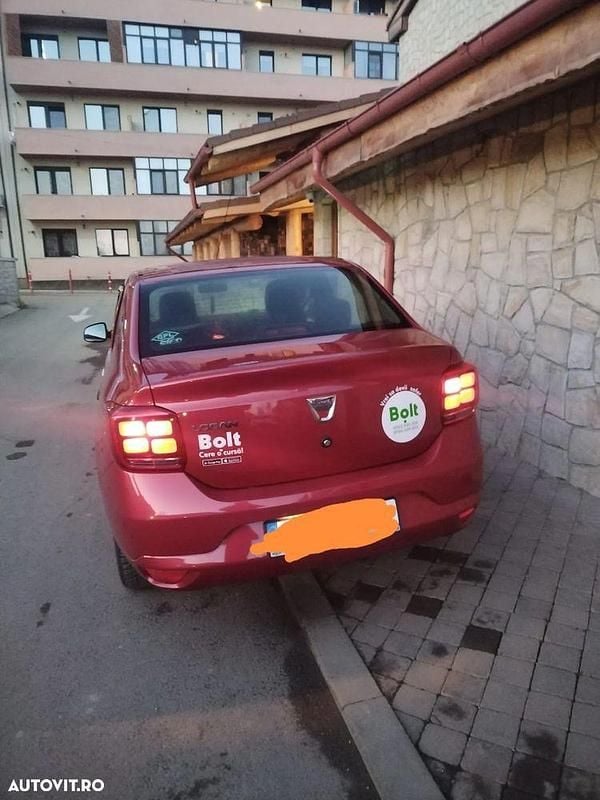 Culoarerosu Utilizat 2019 Dacia Logan Berlinǎ | 5.850 EUR (Preț bun) - Imagine 1/4