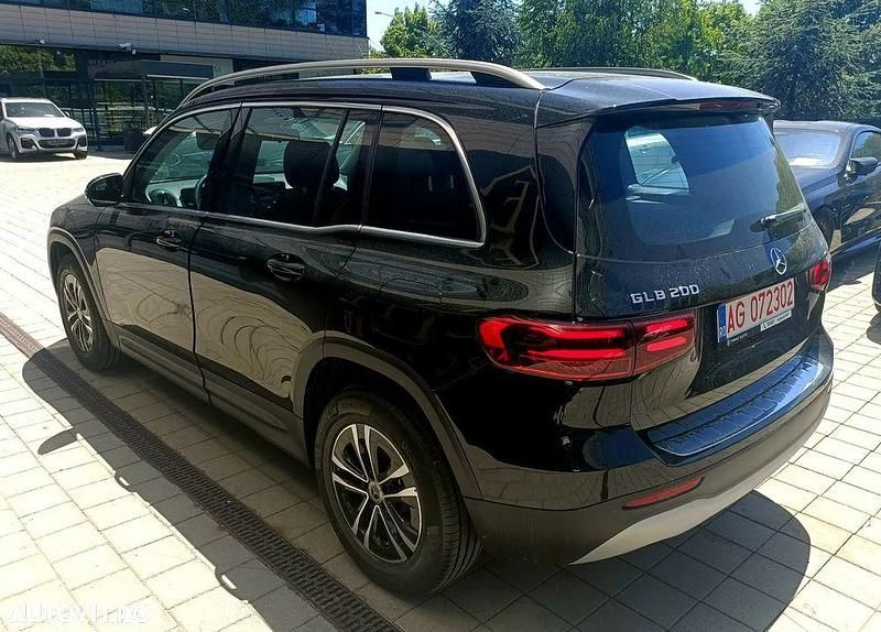 Second-hand Mercedes GLB200 163 CP (119 kW) 2024 Culoarenegru SUV