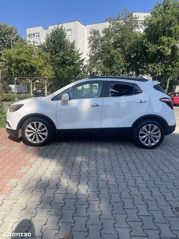 Culoarealb Utilizat 2017 Opel Mokka SUV | 14.000 EUR (Scump) - Imagine 1/4